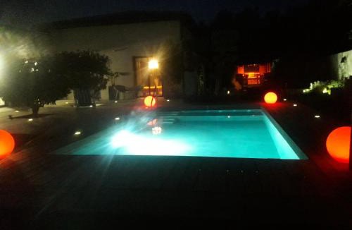 Villeneuve-les-Maguelone Bed & Breakfast | La Paillote