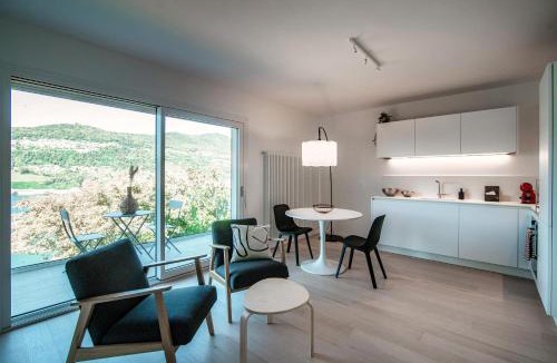 Montagnola Apartment | La Palma 1 by Quokka 360 - Stylish Modern Lake View Apartment