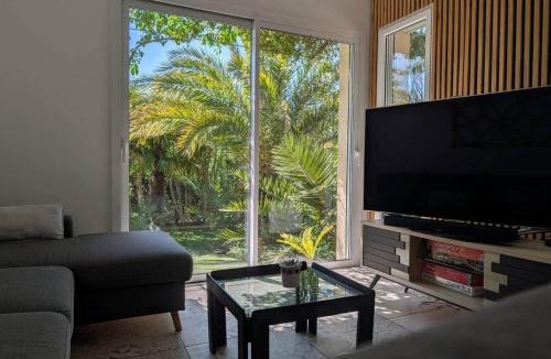 Jonquieres House | La palmeraie en Provence