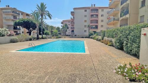 Sainte-Maxime Apartment | La Palmeraie