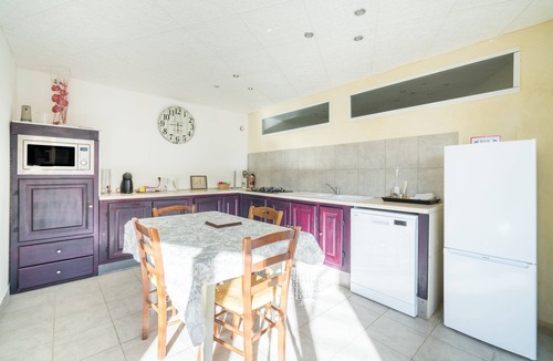 Villeneuve-de-Berg Apartment | La Parenthèse de l'Ibie - Proche des Monts d'Ardèche