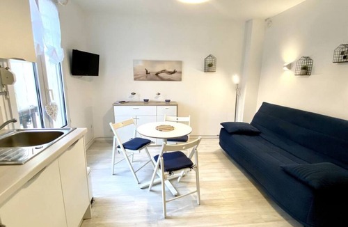 Le Crotoy Apartment | La parenthèse, beachfront studio for 2 people