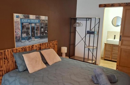 Puy-d'Arnac Bed & Breakfast | La parenthèse