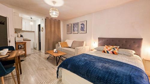 Orleans Apartment | La Parenthèse - studio calme proche cathédrale
