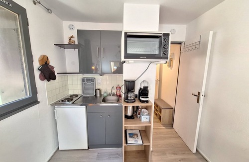 Pyrenees 2000 Apartment | La Parenthèse - Quiet apartment 100m from ski slopes and shops Pyrenees