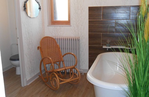 Abrest House | La Passagère