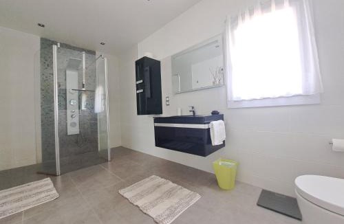 Saint-Pons-de-Mauchiens Bed & Breakfast | la Passerine