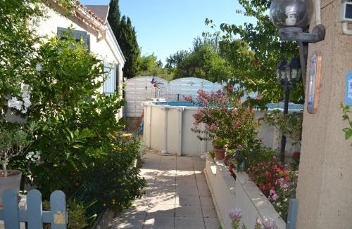 Barbentane House | la PASSERONNE