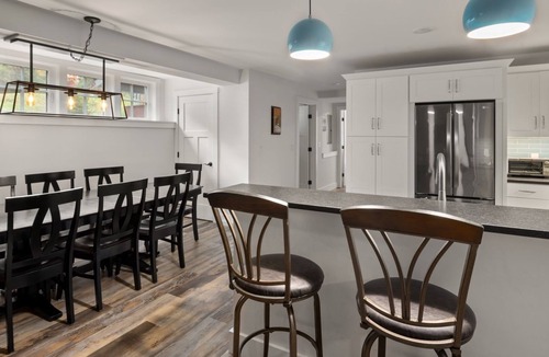 Warren Condo | La Pasta At Mad House 4 Bedroom Condo by RedAwning