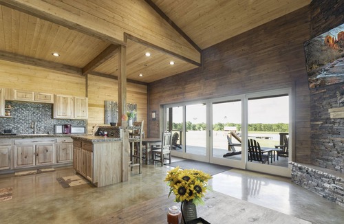 Dale Cabin | La Patrona Retreat in Austin