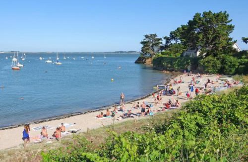 Ambon Bed & Breakfast | LA PATTE D'OURS 2