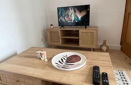 Saint-Hilaire-du-Harcouet Apartment | La pause détente