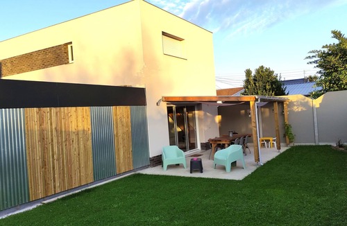 Hinges House | "La Pause au Cub" single-family home, all comforts