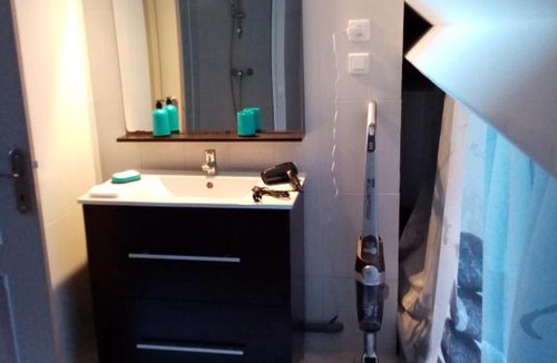 Ecrosnes Apartment | La pause eurélienne