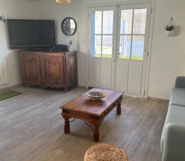 Saint-Georges-sur-Cher House | LA PAUSE