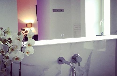 Paroisse Notre-Dame Apartment | La Pause Romantique