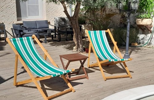 Capestang Bed & Breakfast | La pause sous le pin B&B Chambres d'hôtes