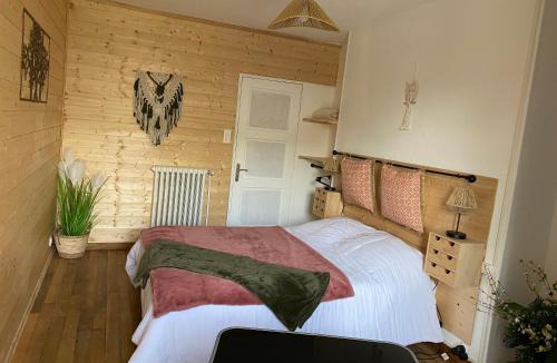 Saint-Sauveur-Lendelin Bed & Breakfast | La pautière