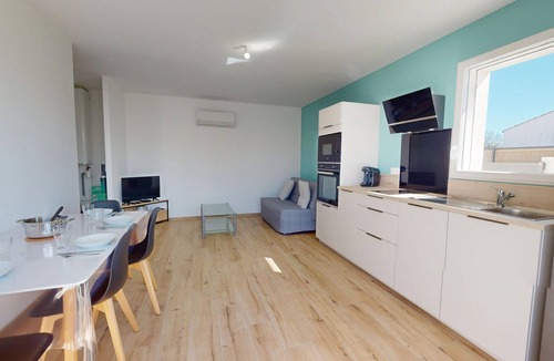 Saint-Gilles-Croix-de-Vie Ski Chalet | La Petite Vague
