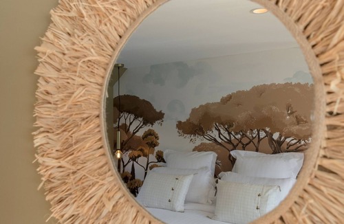 Centre Ville House | La Peniche - Bed And Bicycle - Vienne