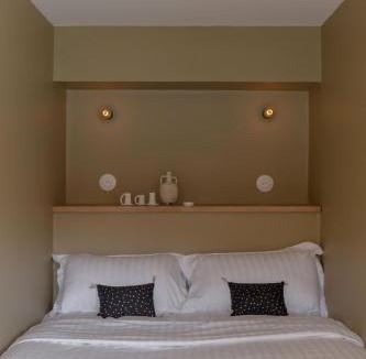 Centre Ville Hotel | LA PENICHE - Bed And Bicycle - Vienne