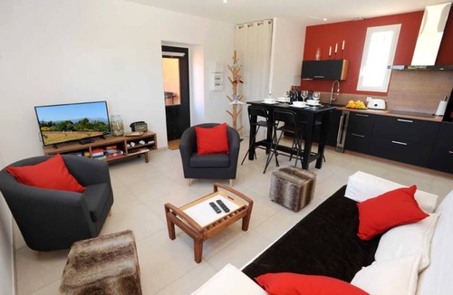 Trouillas House | La Perdrix - TROUILLAS