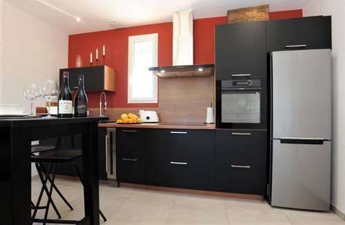 Trouillas House | La Perdrix - TROUILLAS