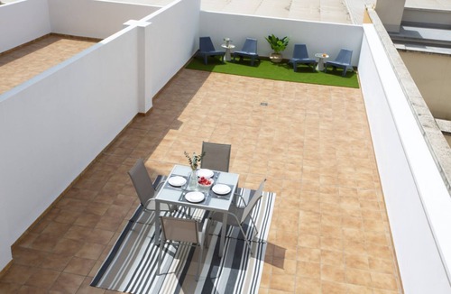 Castello de la Plana Apartment | La Pergola 1D - Interior Studio with Terrace