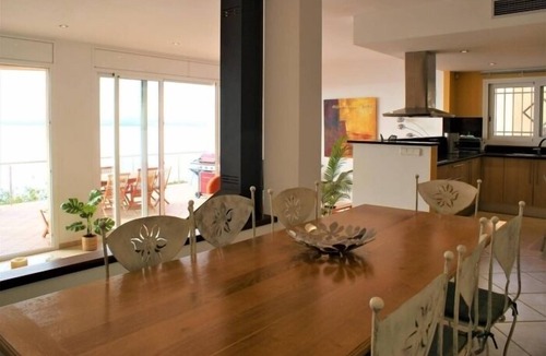 Almadraba-Canyelles Ski Chalet | La Perla Villa in Canyelles, Roses AV-34