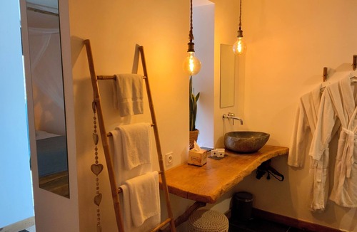 Agde Bed & Breakfast | La Perle du Voyageur