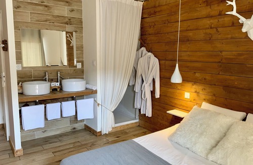 Agde Bed & Breakfast | La Perle du Voyageur