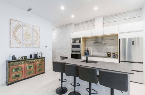 Plateau Mont Royal Apartment | La Perle – Elegance, Luxury Space & Comfort, 4 Br