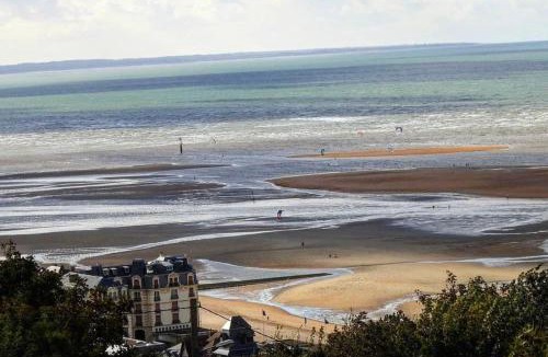 Houlgate Apartment | La Perle Houlgate with Spa and Beach