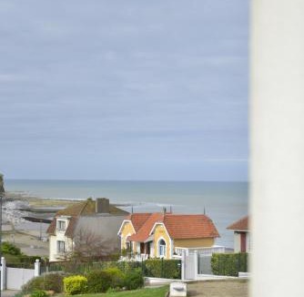 Mesnil-Val Apartment | La Perle Marine superbe vue mer terrasse 30m2