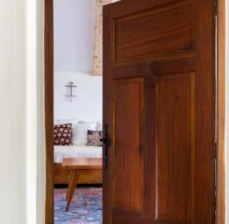 Visan House | la Perroya