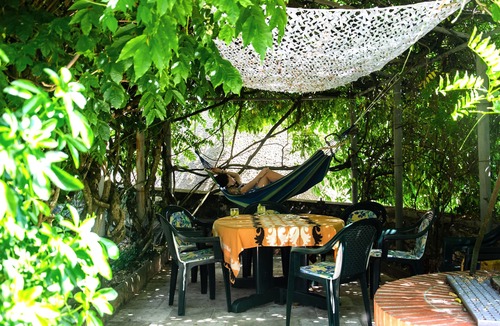 Saint-Benoit-de-Carmaux House | la petite Pierrette room