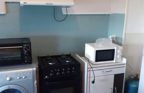 Autry-le-Chatel House | La Petit Maison