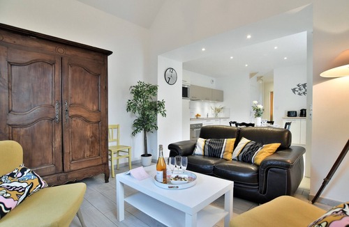 Cancale Ski Chalet | La Petite Émilie