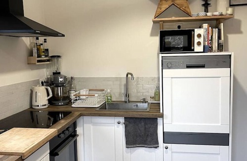 Eyguieres House | La Petite Alpille - Chez Clara