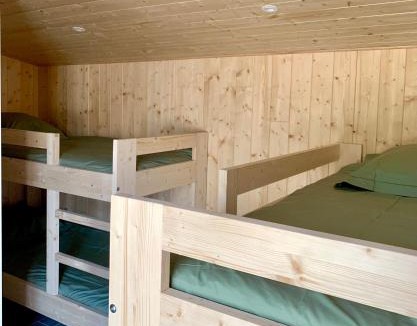 Saint-Affrique Hostel | La Petite Auberge Insolite