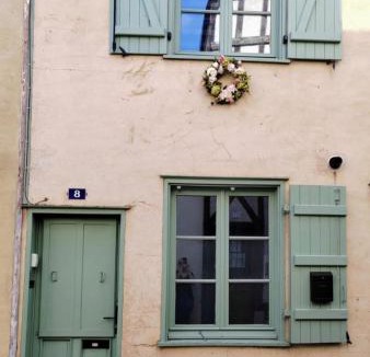 Beauvais Apartment | LA PETITE BEAUVAISIENNE