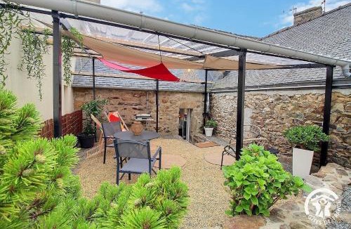 Pleumeur-Gautier House | La petite bretonne