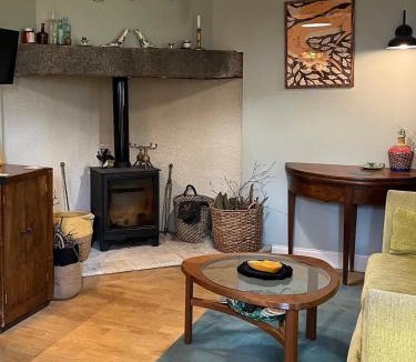 Ambrieres-les-Vallees Apartment | La Petite Bruyere Characterful 2 bedroom cottage with fireplace