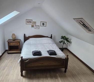 Villeneuve-sur-Yonne Apartment | La petite bulle