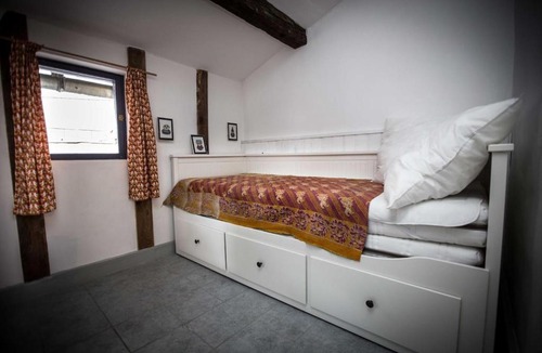 Carcassonne House | La Petite Côte de la Cité