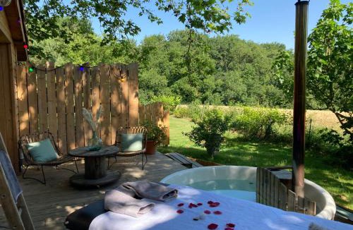 Maureville House | La petite cabane, escapade romantique