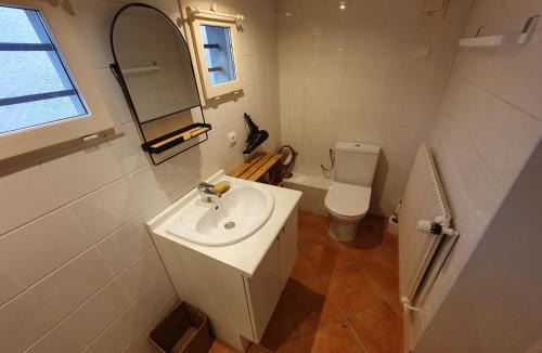 Amilly Bed & Breakfast | La petite chambre bleue