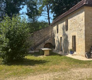 LIsle-sur-Serein House | La petite Chapelle