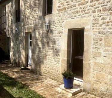 LIsle-sur-Serein House | La petite Chapelle