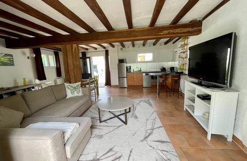 Neuil Apartment | La Petite Charbonnière Gîte for up to 4 people